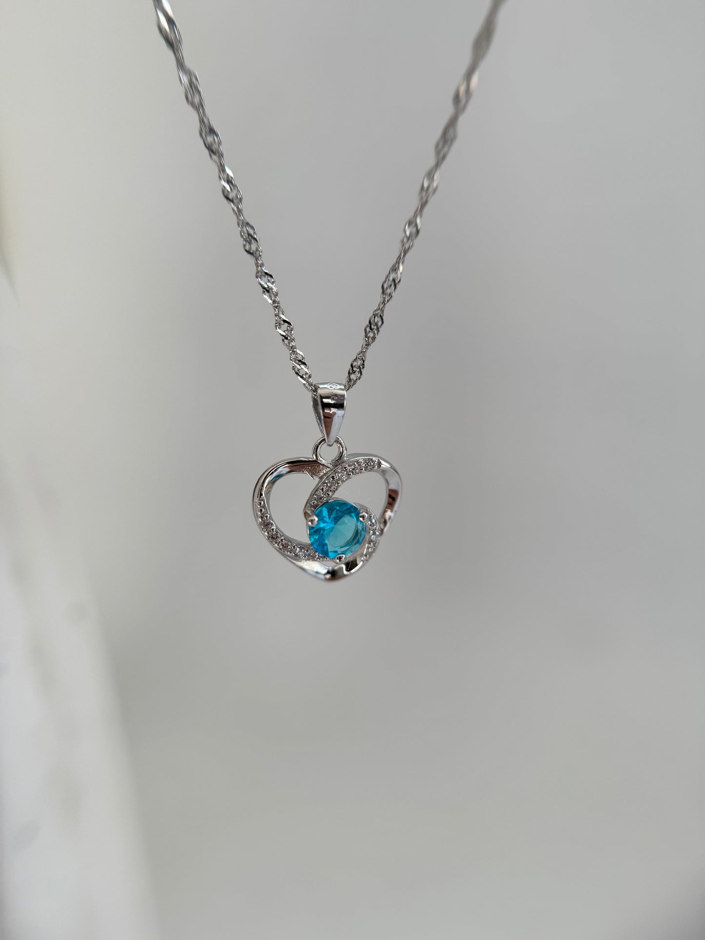 Serin Necklace