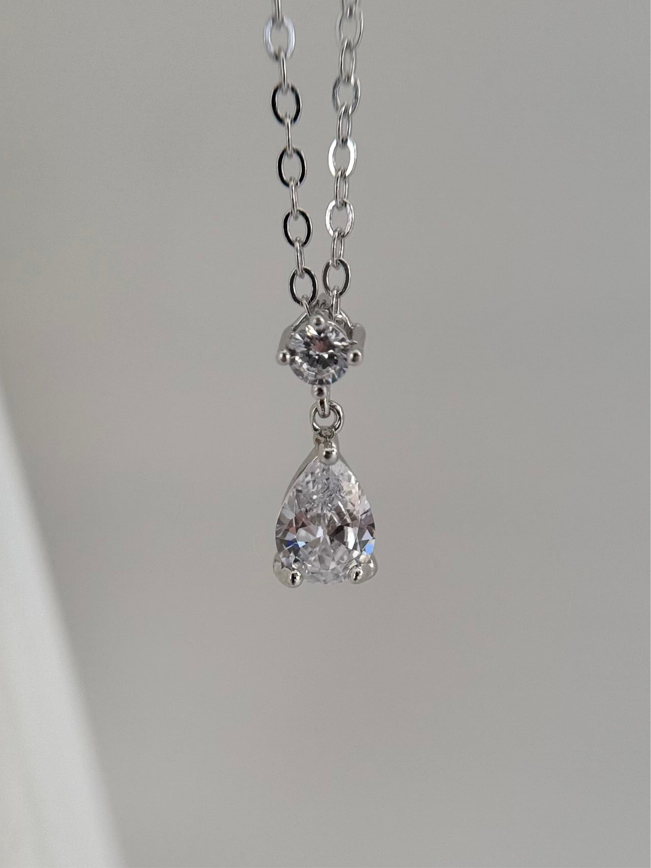 Cera Necklace