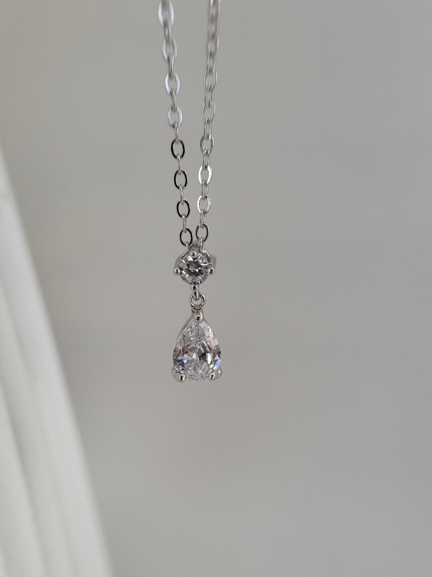 Cera Necklace