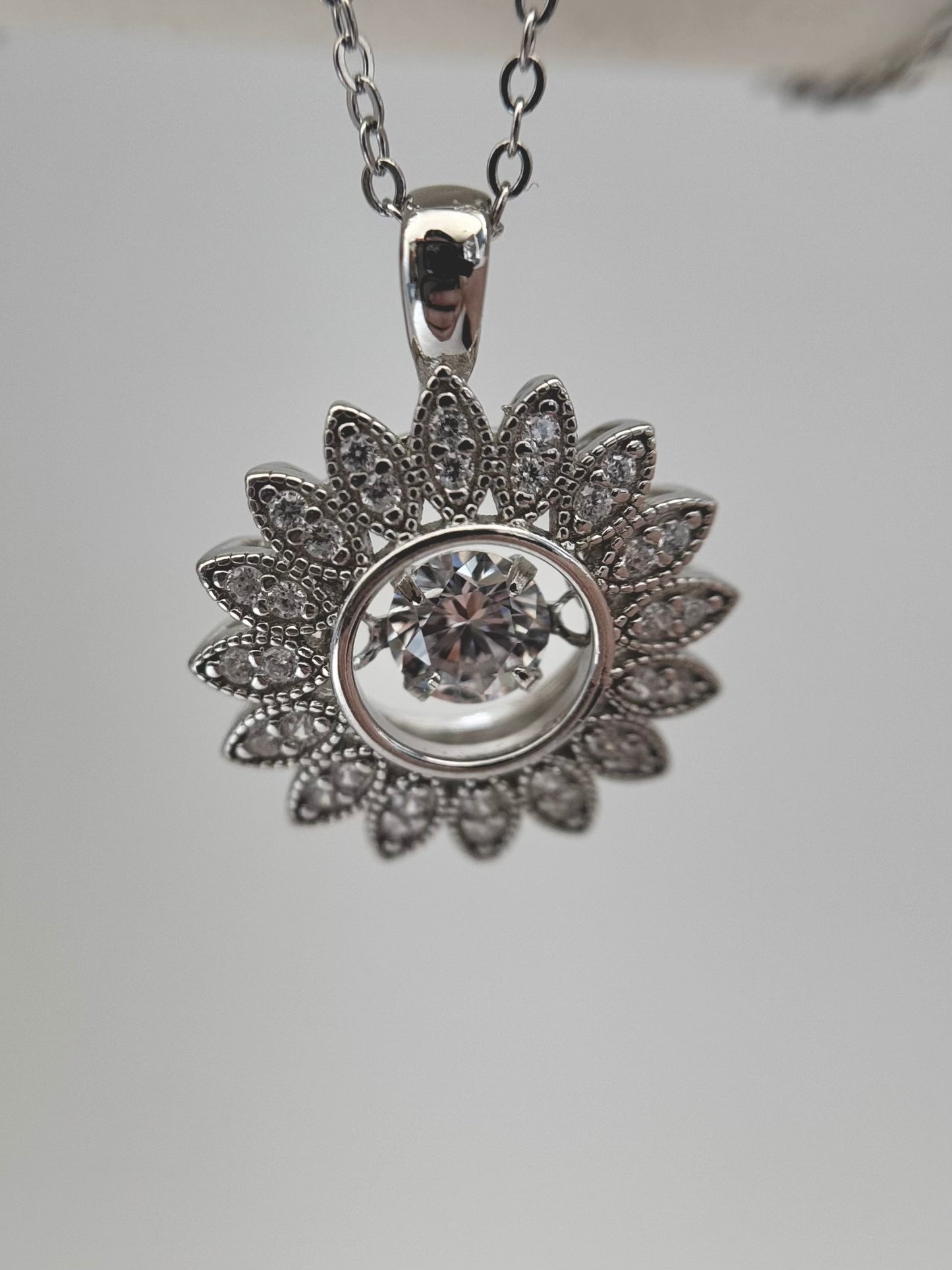 Elowen Necklace