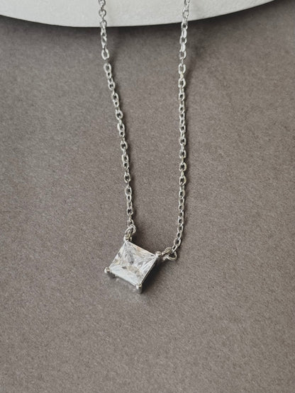 Azenya Solitaire Necklace