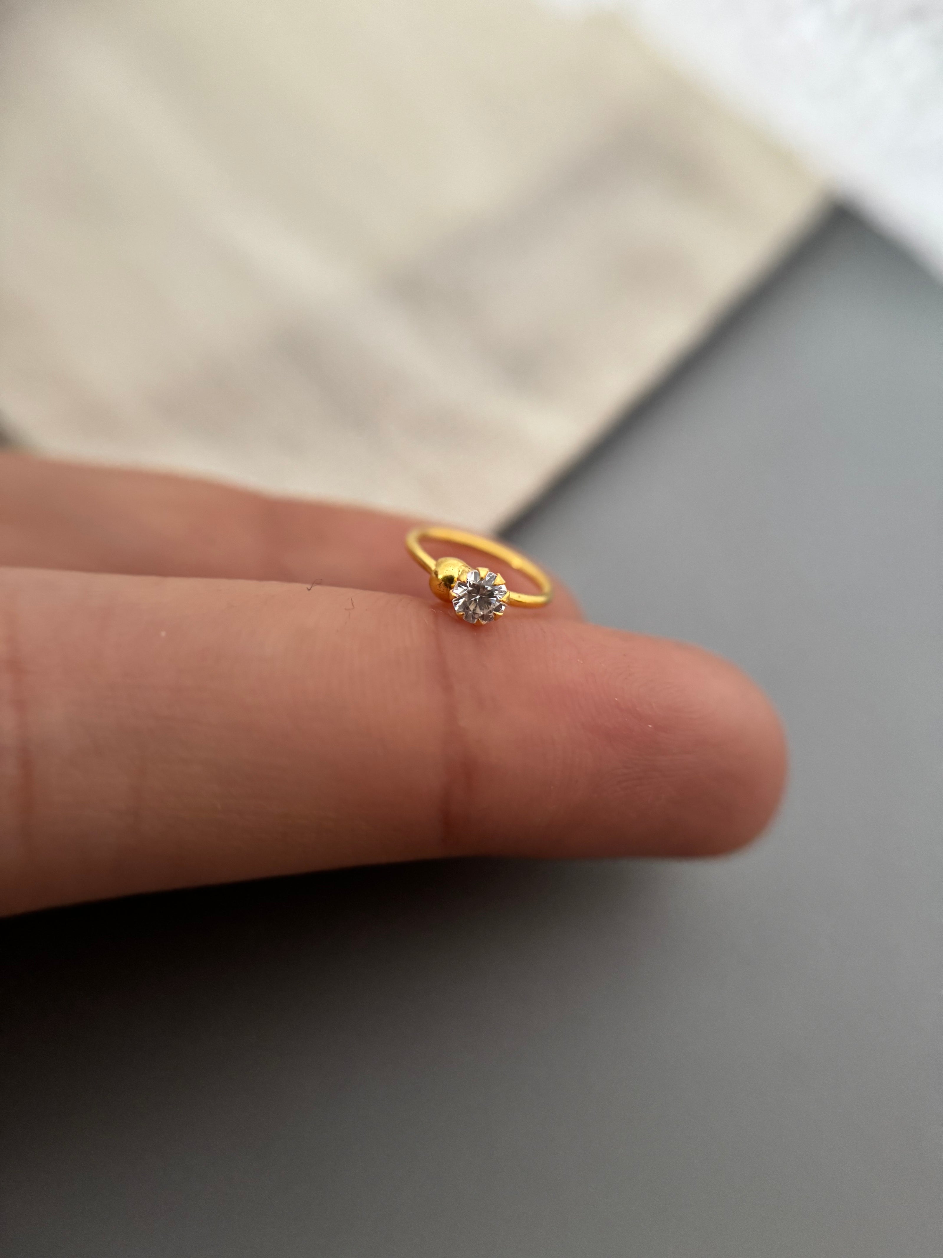 Gold Ovi Nose Ring
