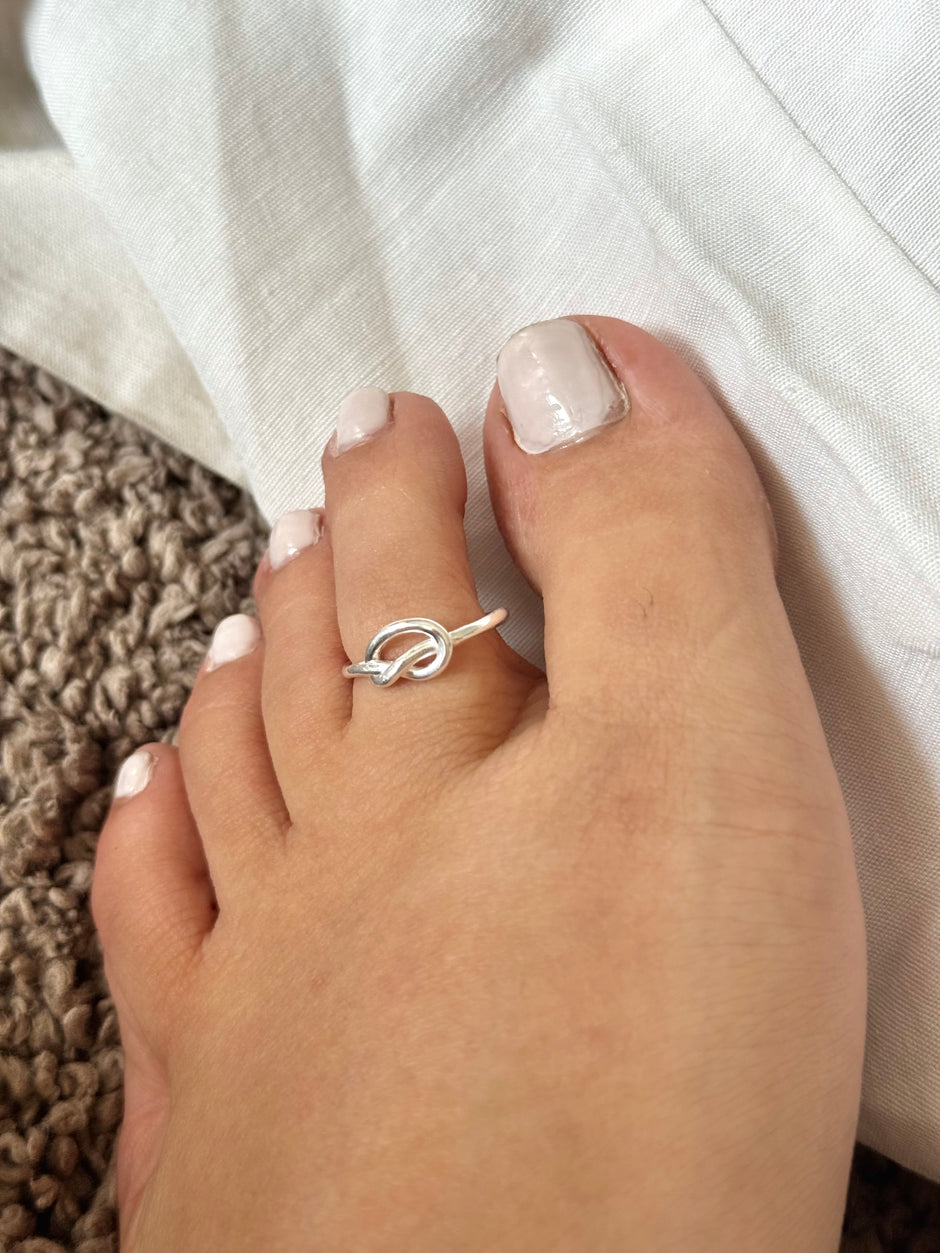 Loopie Toe Rings