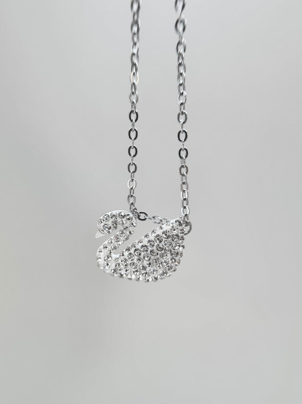 Vespera Necklace