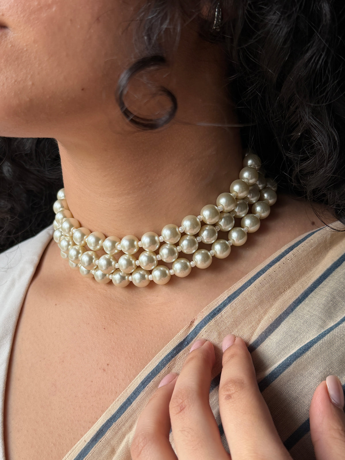 Creme Pearl Choker