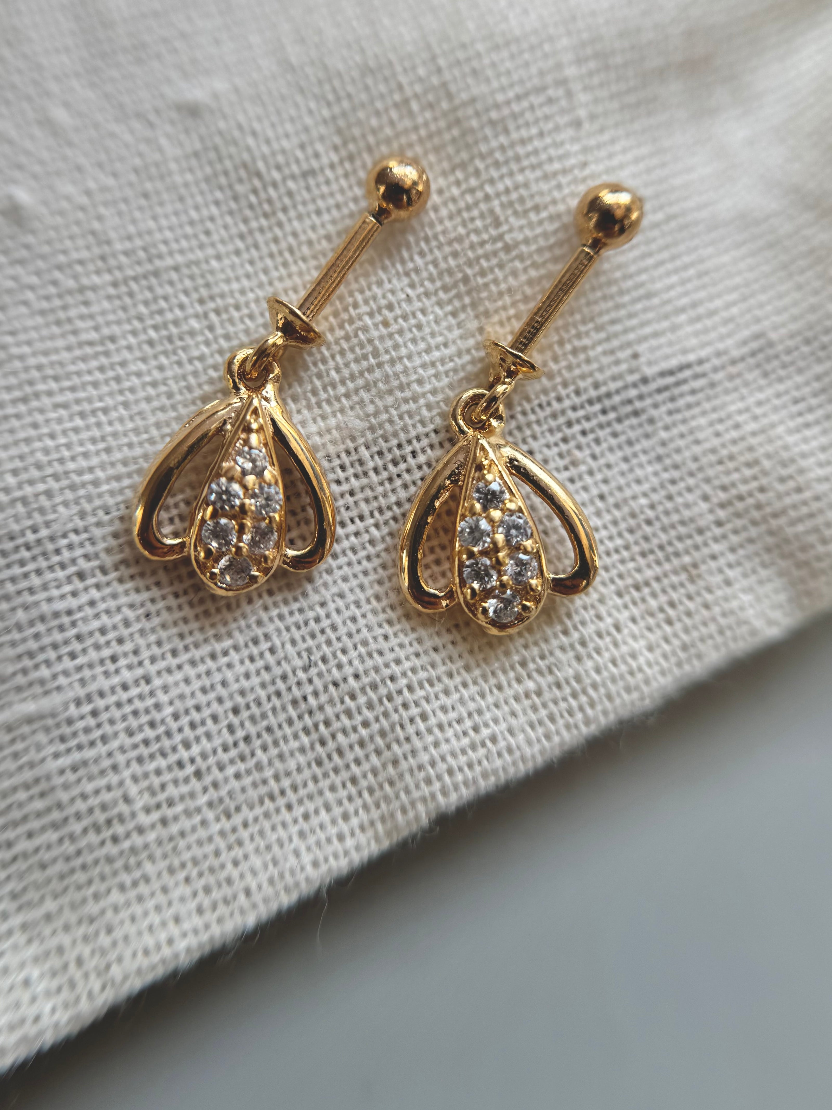 Tarini Helix Earring
