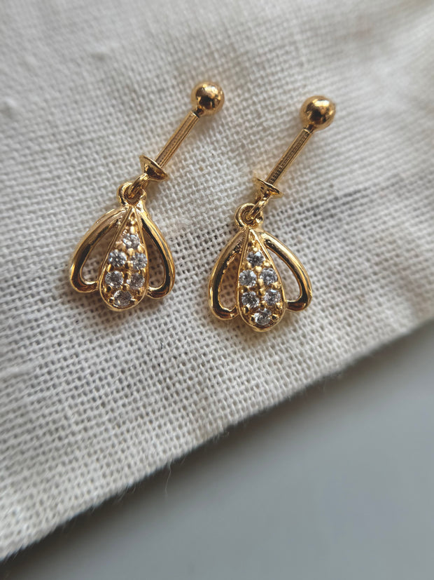 Tarini Helix Earring