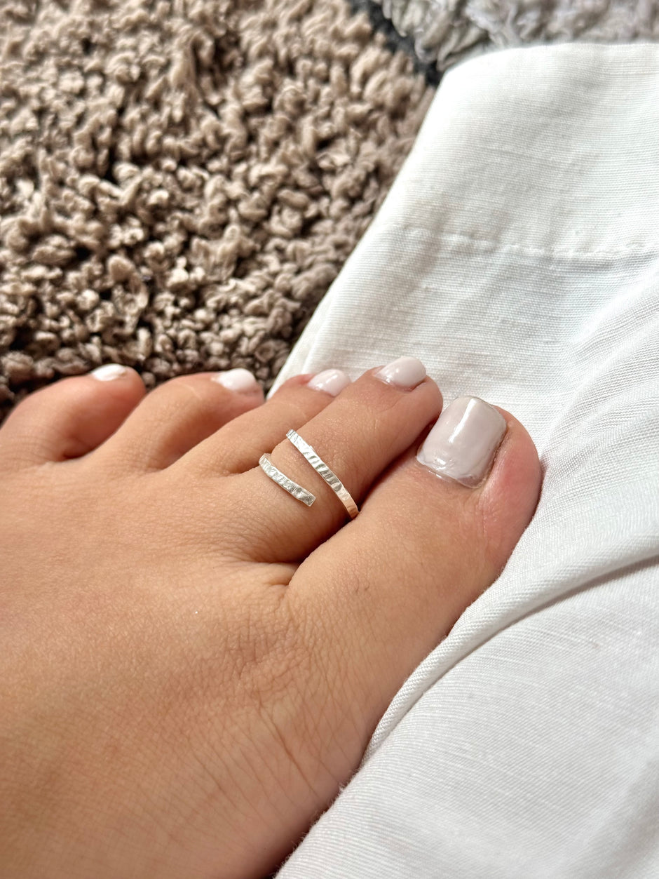 Taraab Toe Rings