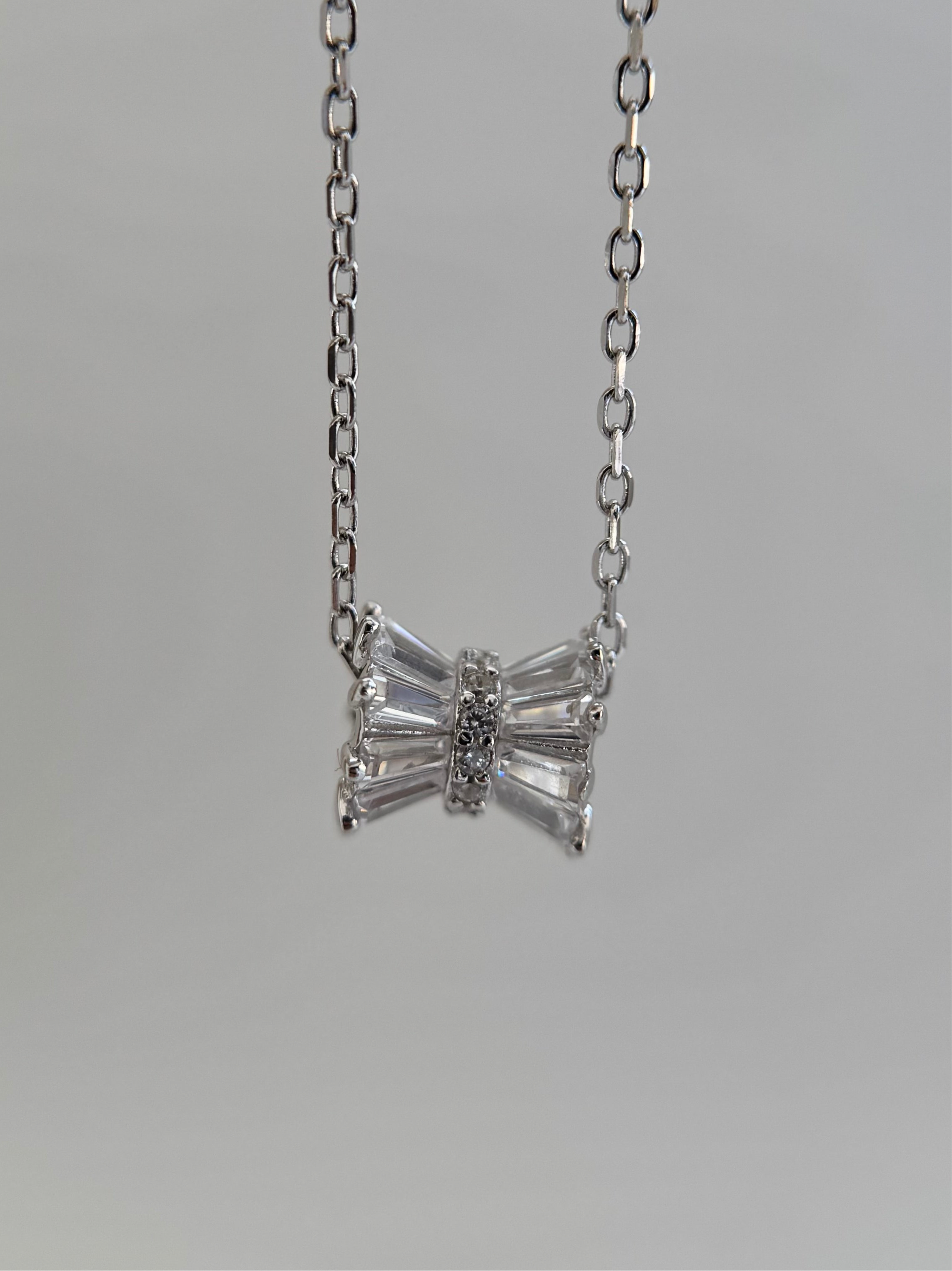 Velisse Necklace