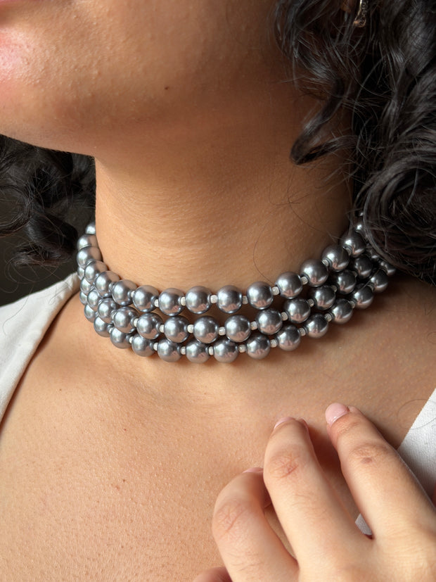 Solid Grey Pearl Choker