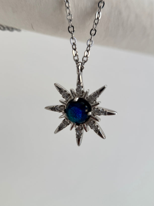Lunare Necklace