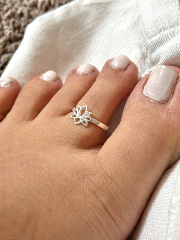 Kalpana Toe Rings