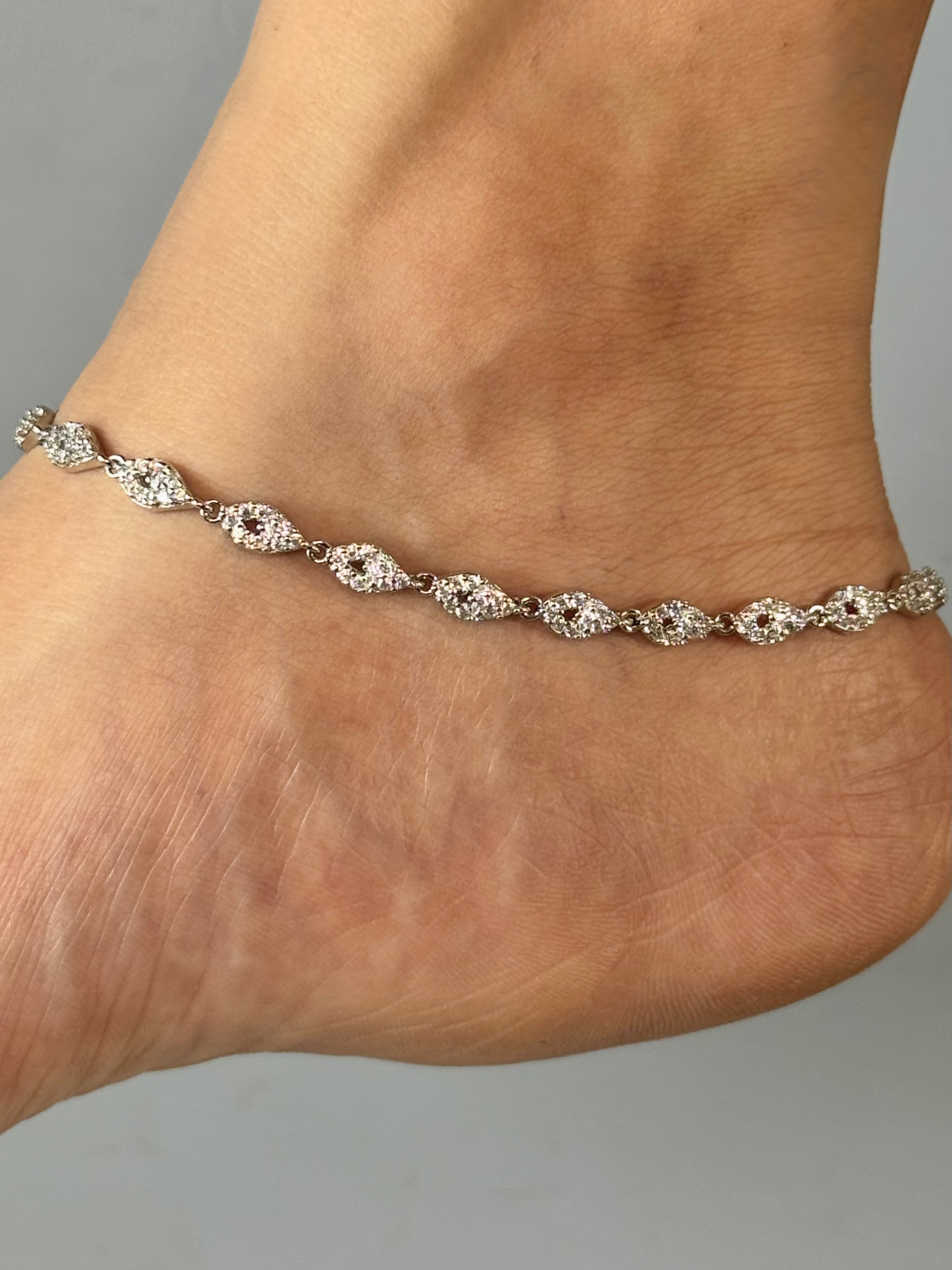 Mahira Anklet