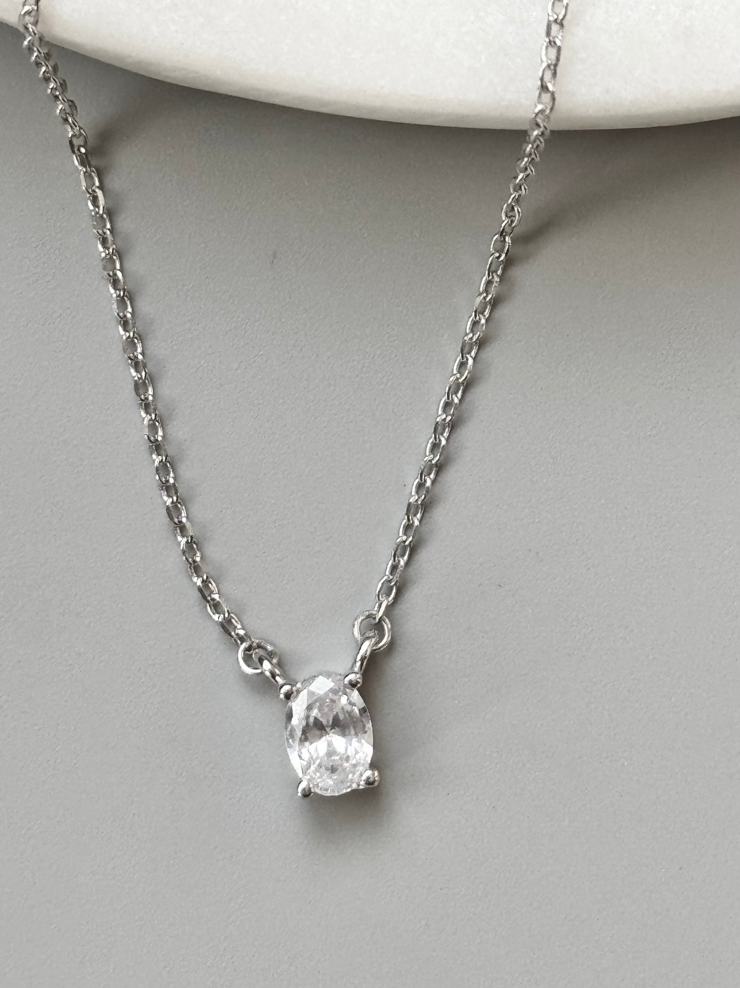 Orvaya Solitaire Necklace