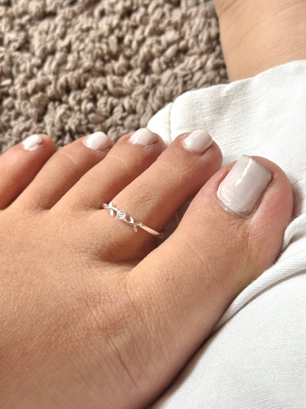 Apsara Toe Rings