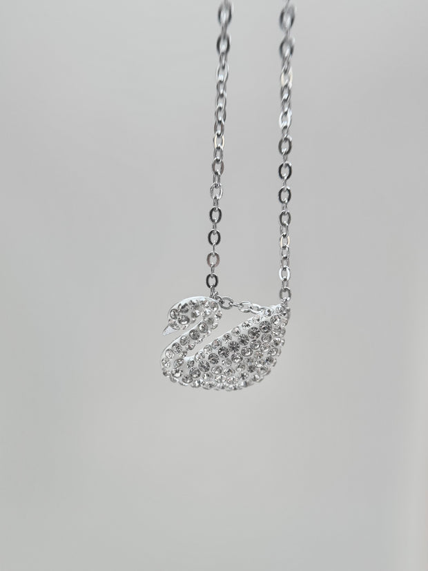 Vespera Necklace