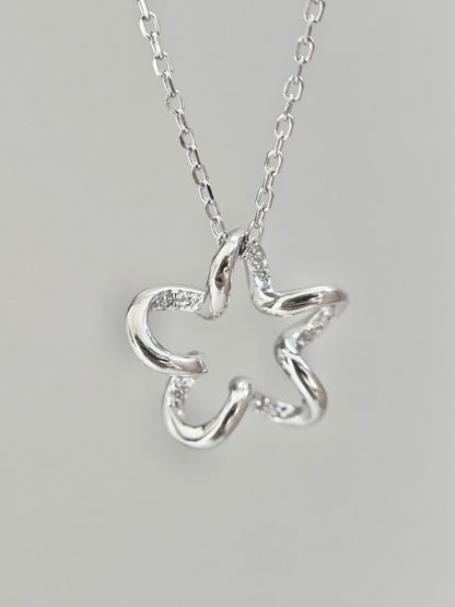 Zephyra Necklace