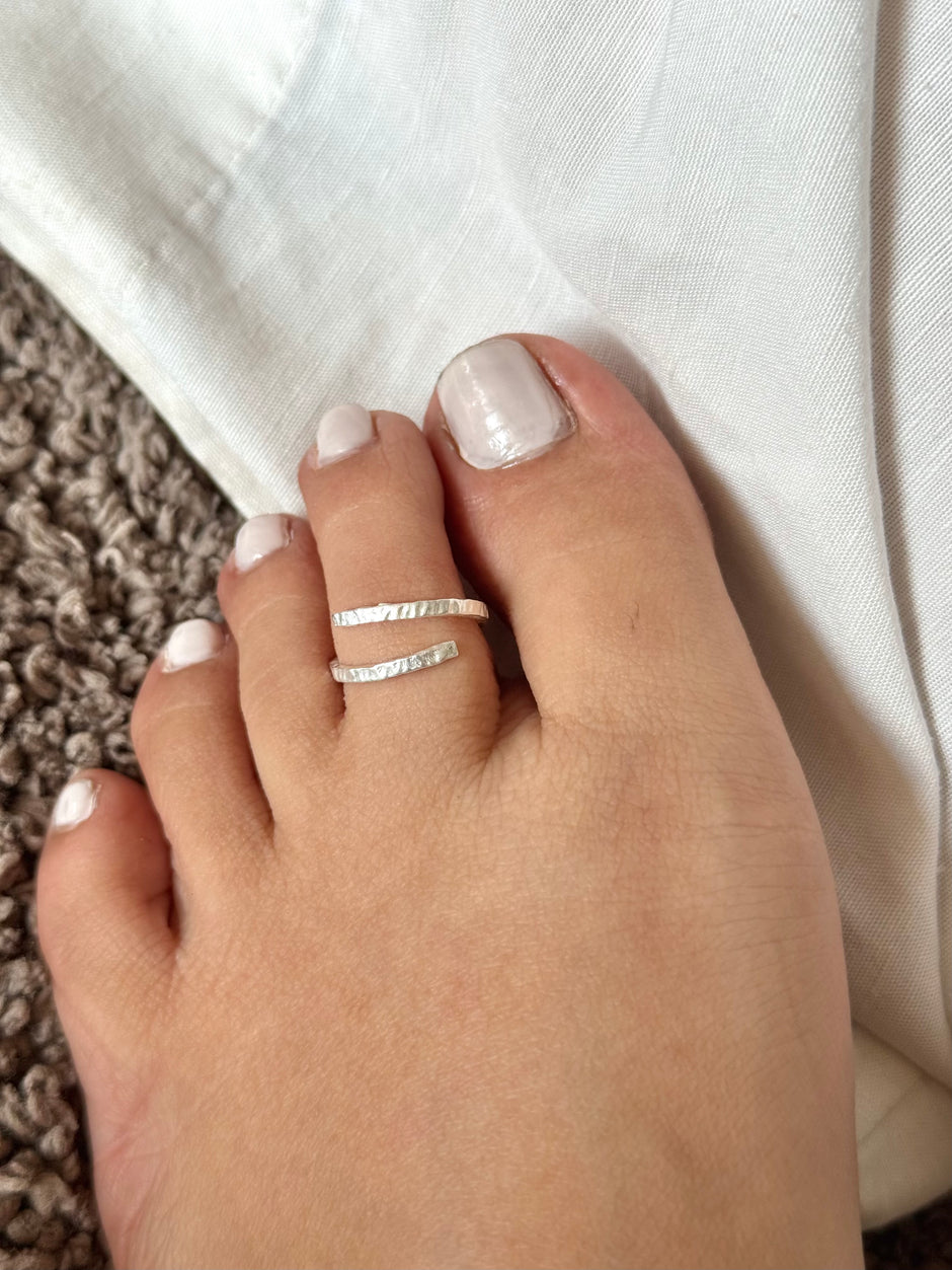 Taraab Toe Rings