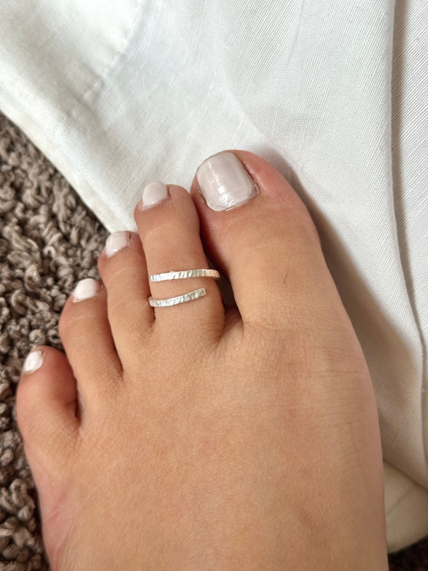 Taraab Toe Rings