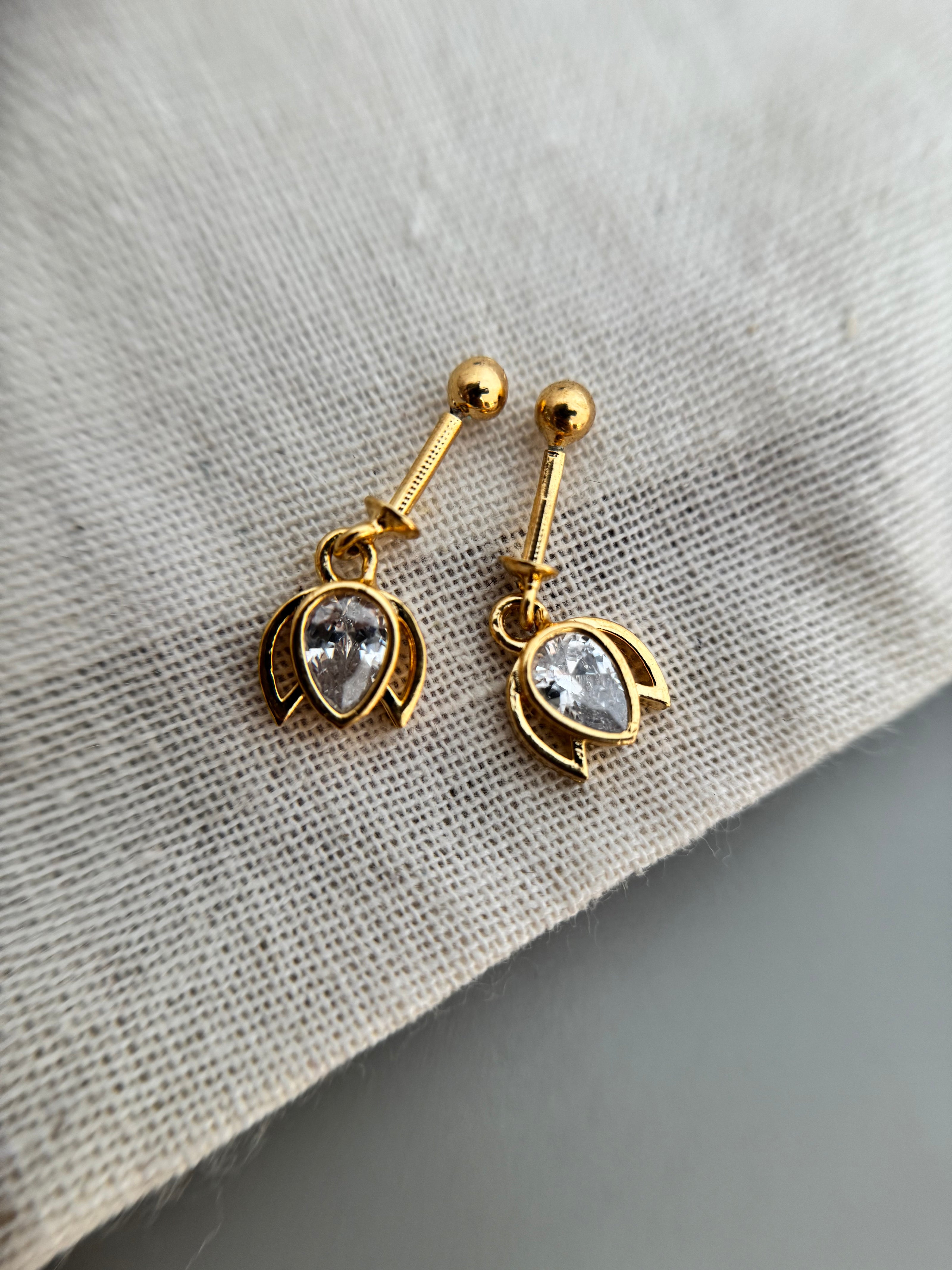 Charita Helix Earrings