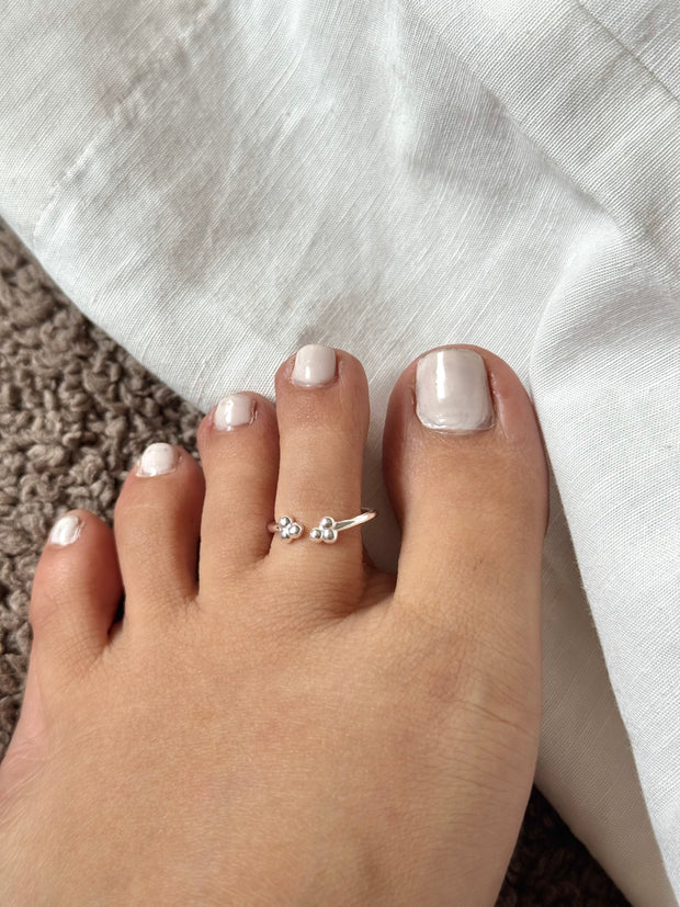 Chitram Toe Rings