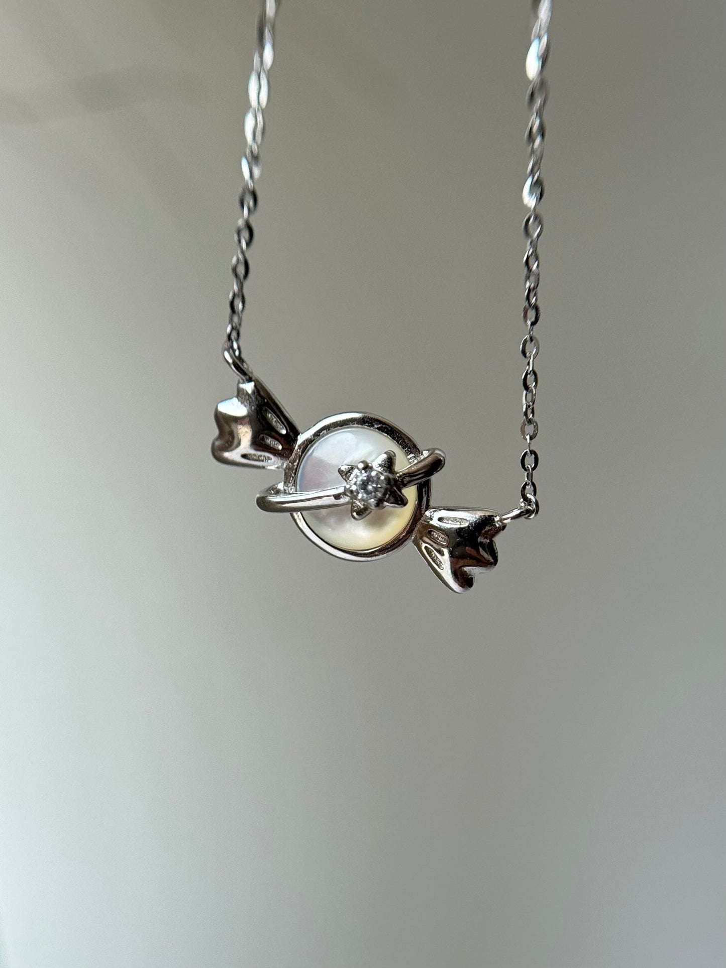 Aure Necklace