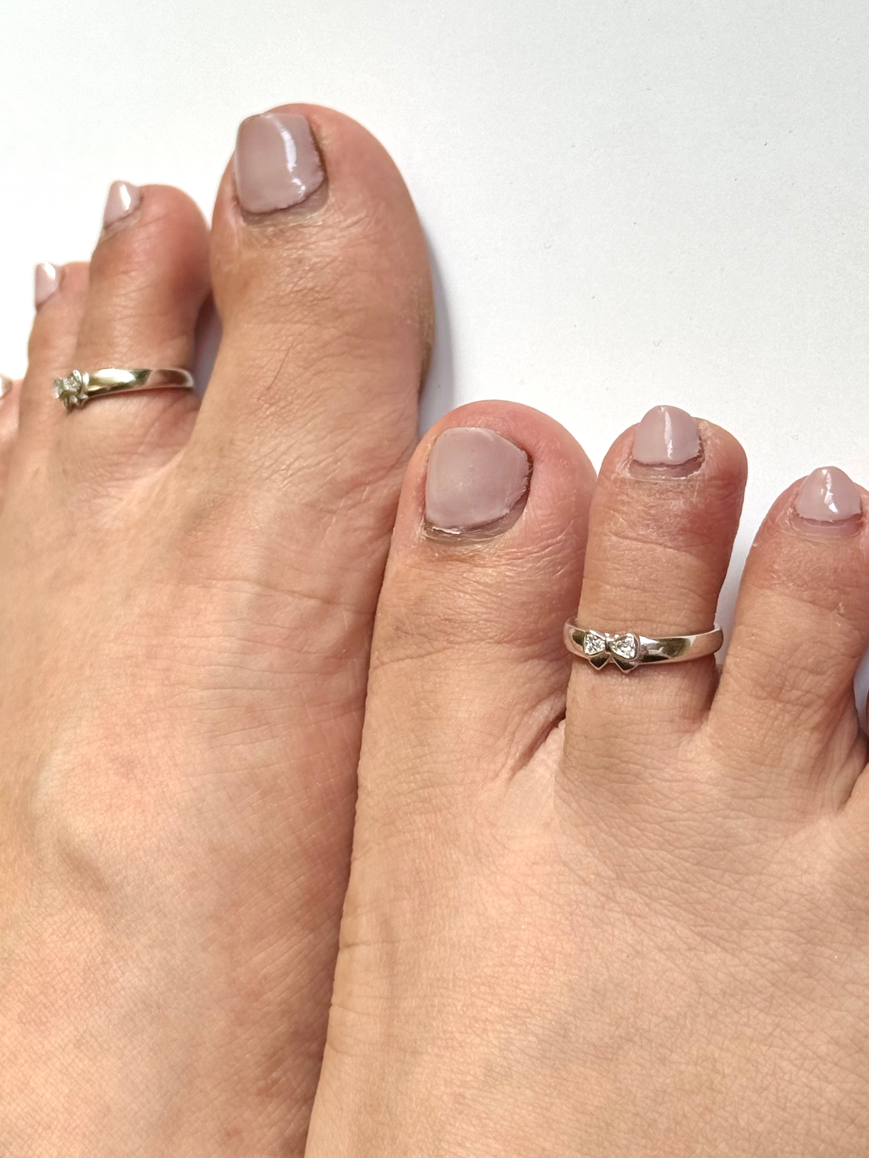 Bow Toe Rings