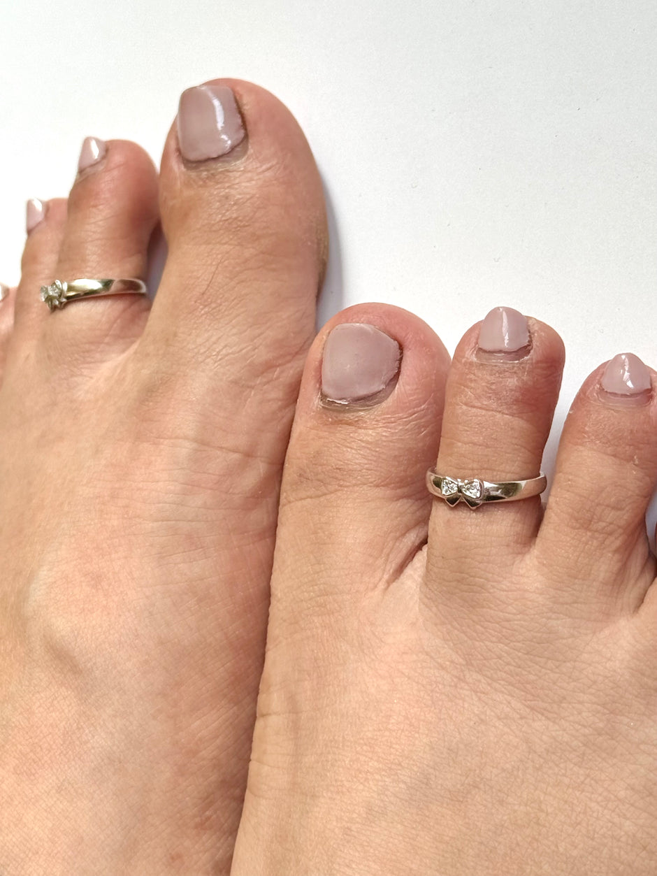 Bow Toe Rings