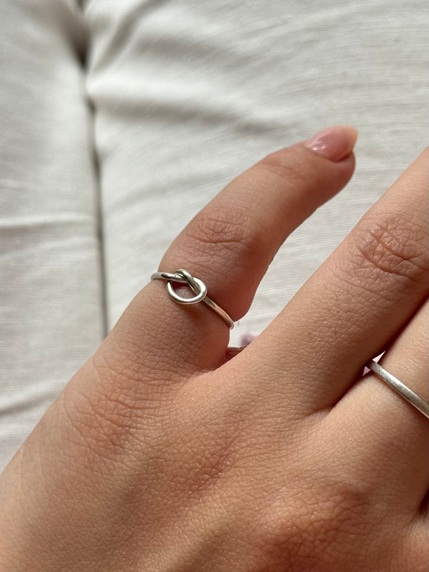Knot Ring