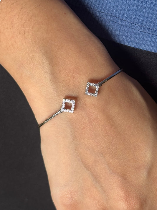 Gleam Bracelet