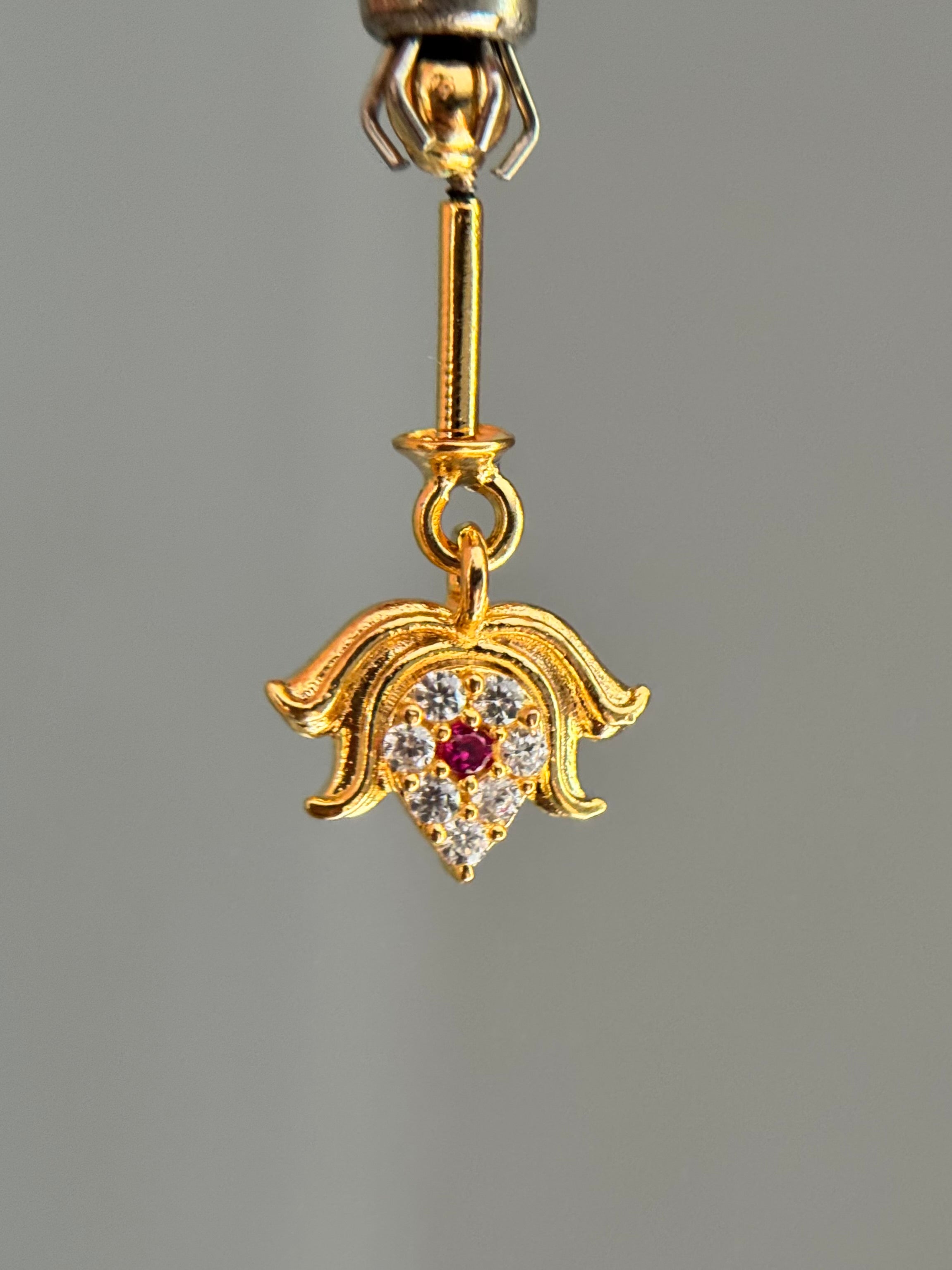 Iyla Helix Earring