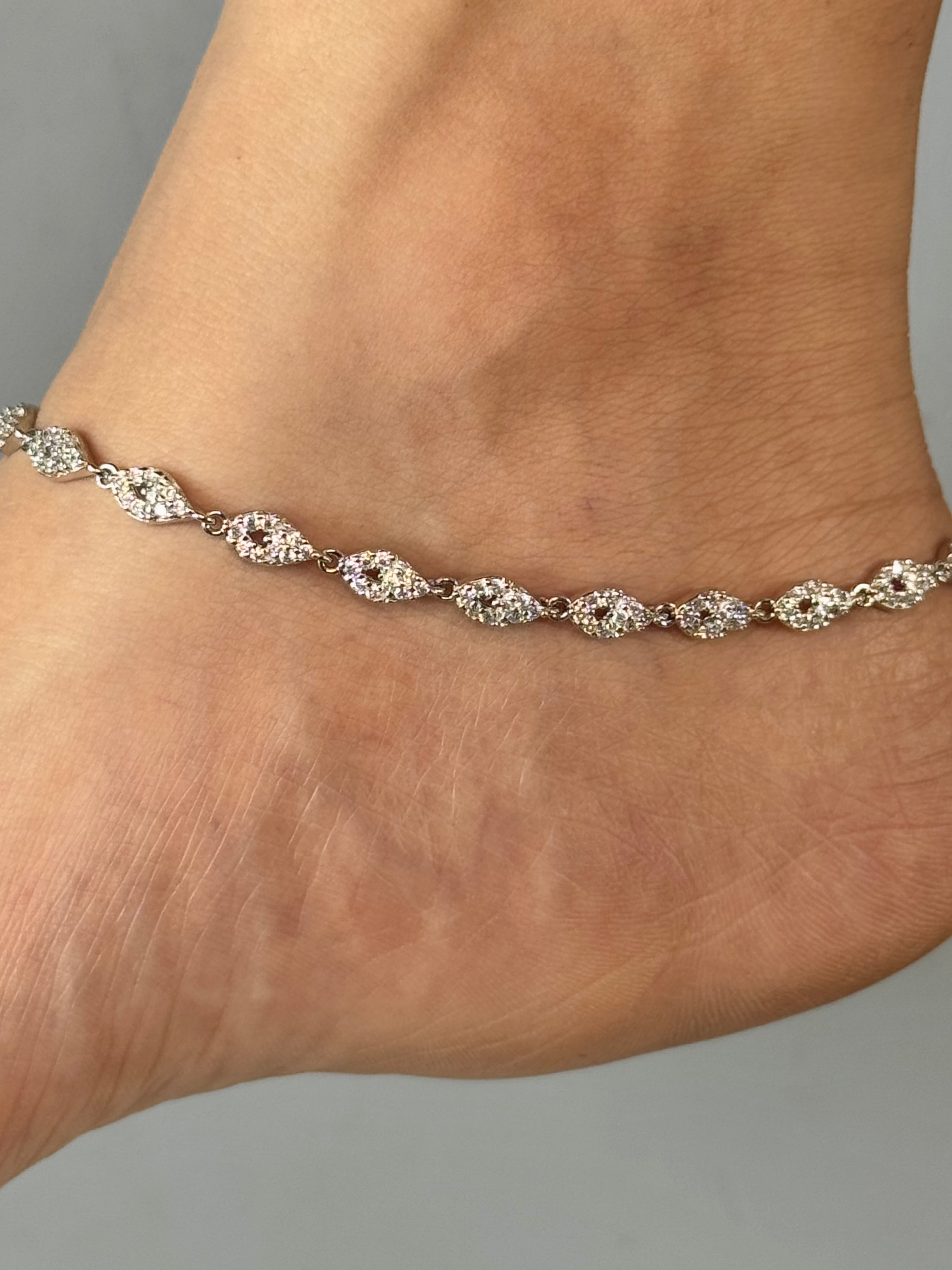 Mahira Anklet