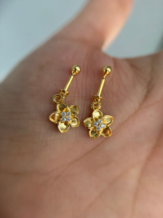 Noe Helix Earrings