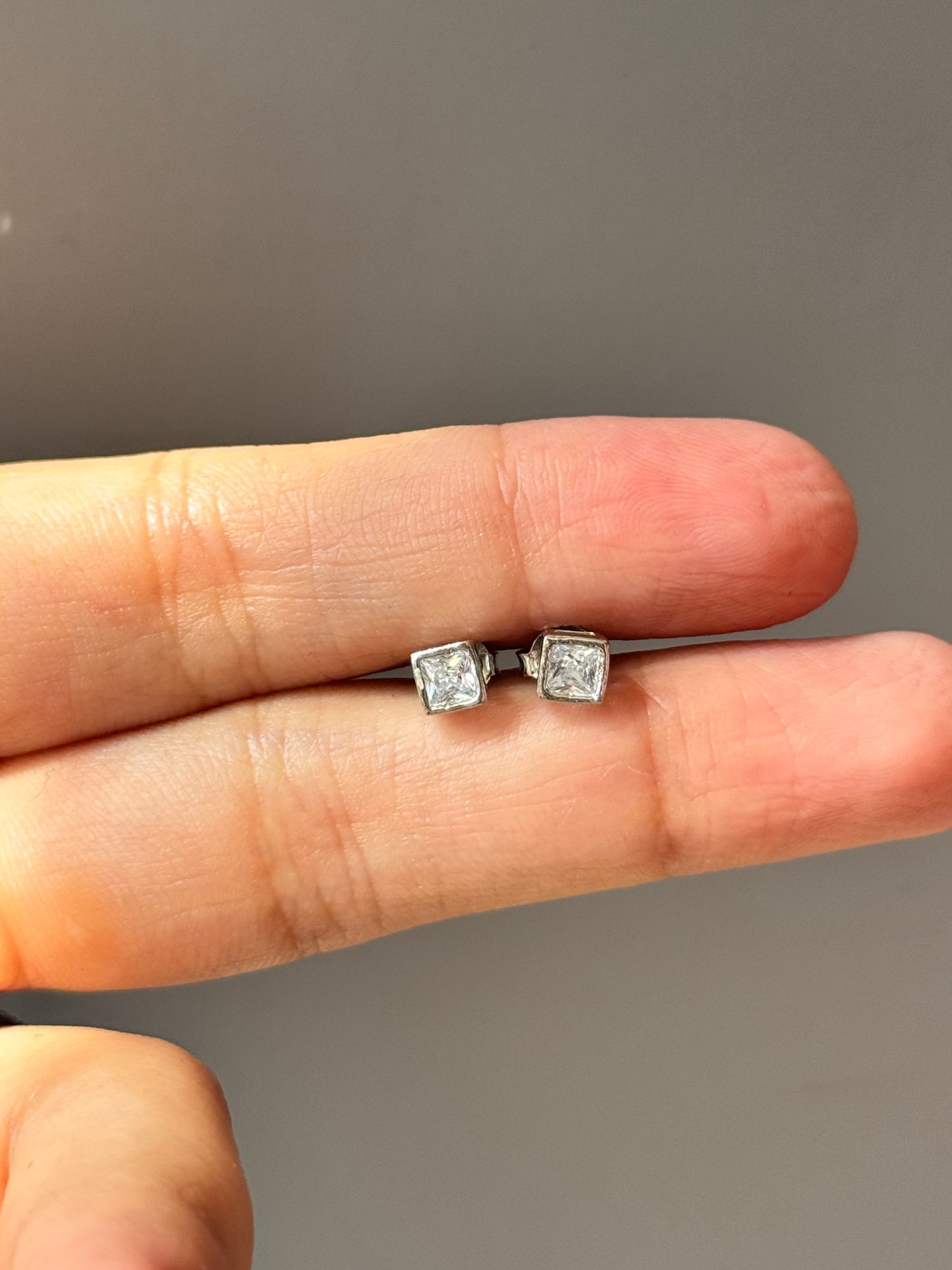 Velora mini solitaire
