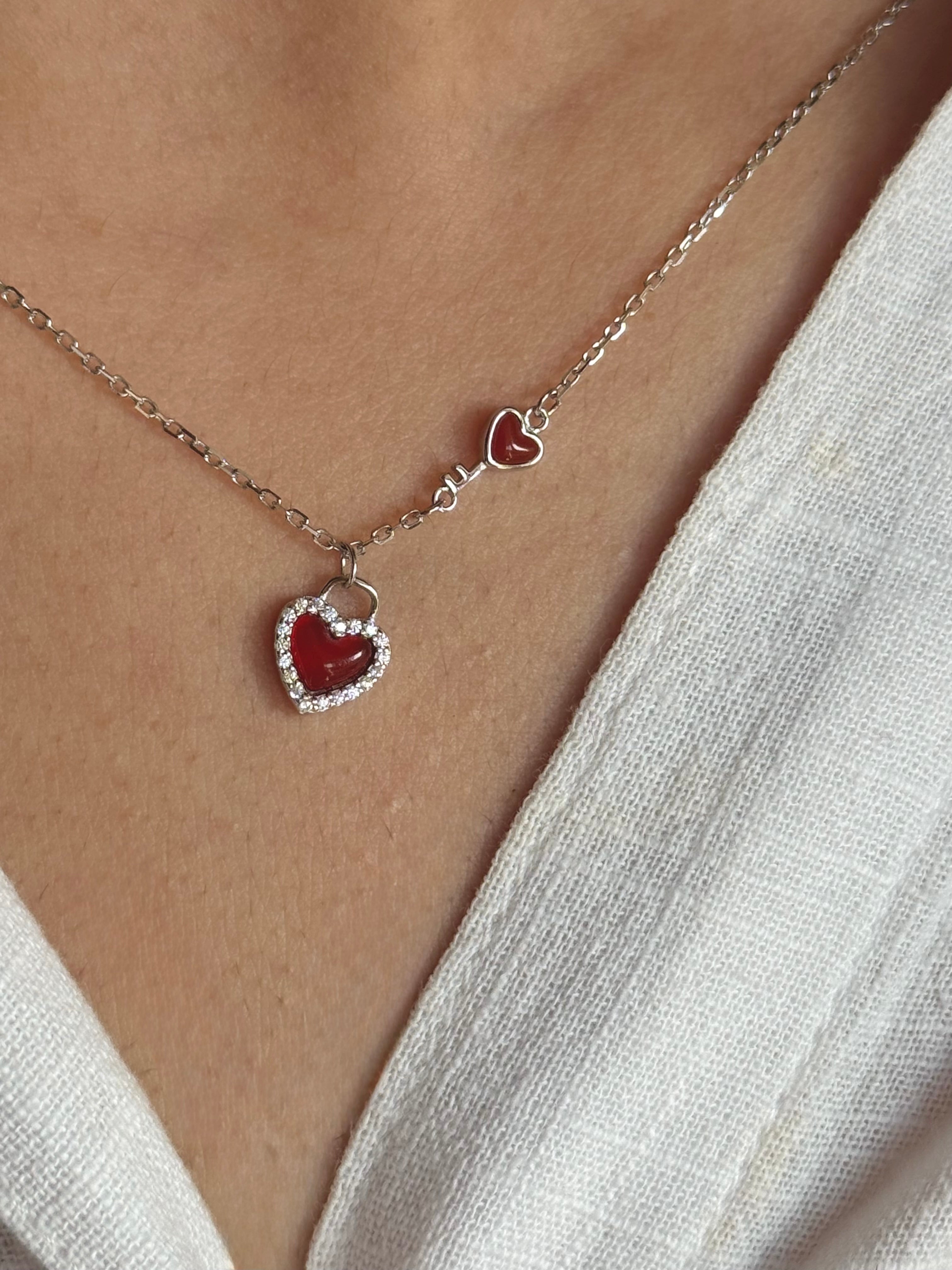 Amora Necklace