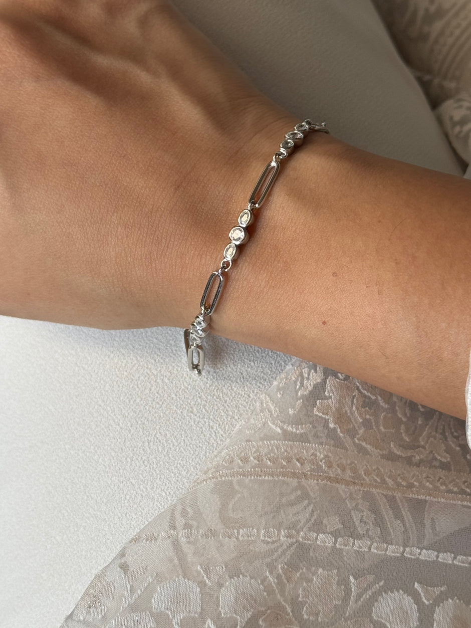 Shine Line Bracelet
