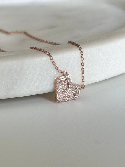 Clyra Necklace
