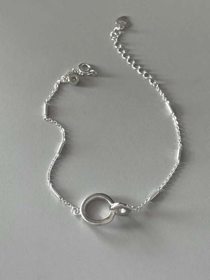 Tethra Bracelet