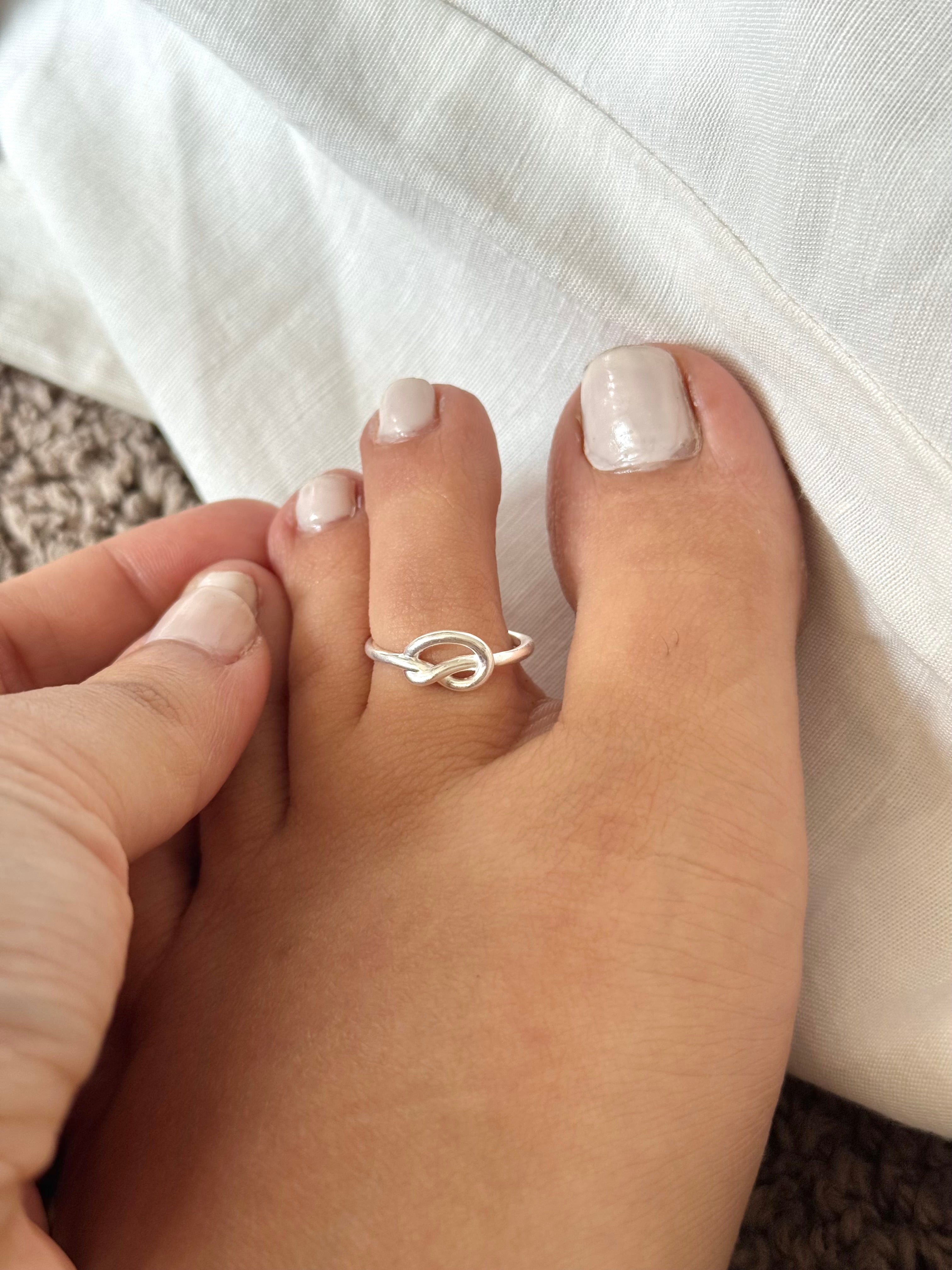 Loopie Toe Rings