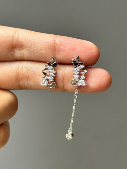 Vanta Edge Asymmetric Earrings