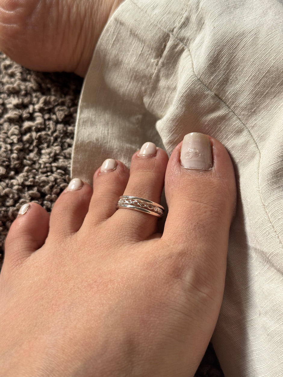 Aarna Toe Rings